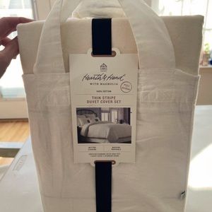 NWT Hearth and Hand Magnolia Network Duvet Cover and Pillow Shams